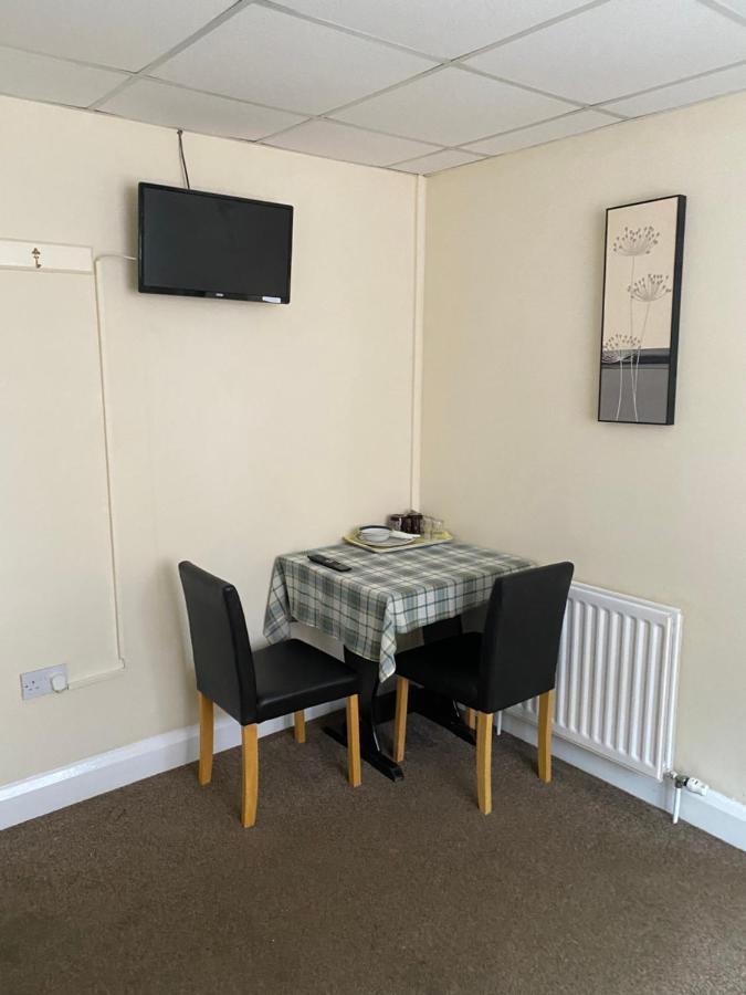 Clarendon Lodge - Accommodation Only スケッグネス エクステリア 写真